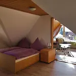 Haus Lotus 3
